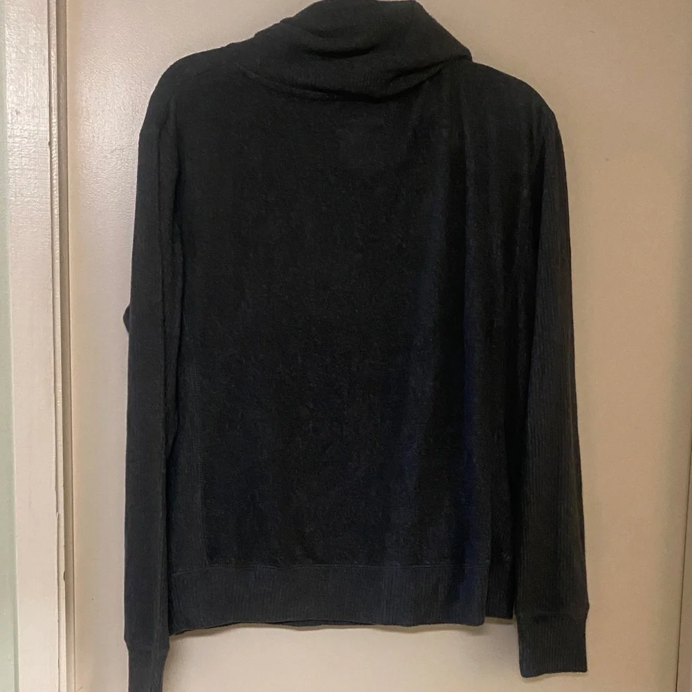 NWT Rip Curl Dark Gray marble Cosy Roll Neck. Size Medium - Picture 7 of 7